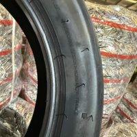 Pabrik Ban dan Tabung Motor Berkualitas Tinggi Harga Murah 100/90-12 Ban Tubeless Tabung Dalam Butyl Casing Ban