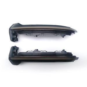 Autodragons Lentille Fumée LED Miroir Latéral Clignotants Bande Indicateur Dynamique Séquentielle Fit pour TT TTS R8 TTRS Couleur Ambre - Product Image 1