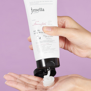 JMELLA en COREA FEMME FATALE Mascarilla Capilar Sin Enjuague con Silicona y Pantenol para Tratamiento Sin Enjuague, Nutrición para Cabello Dañado - Product Image 4