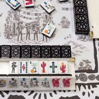 Jeu de Mahjong en Acrylique de Luxe au Design Mexicain Moderne avec Tuiles Imprimées Colorées pour 4 Joueurs, Jeu de Table pour Fêtes Familiales