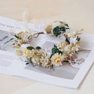 Fête quotidienne anniversaire couronne bébé souffle séché pour les festivités de mariage de mariée fabriqué en Chine - Product Image 3