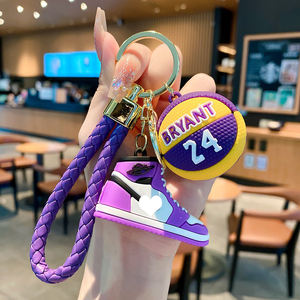 תליון אופנה כדורסל ונעליים מותאם אישית, עשוי פלסטיק עמיד - Product Image 4