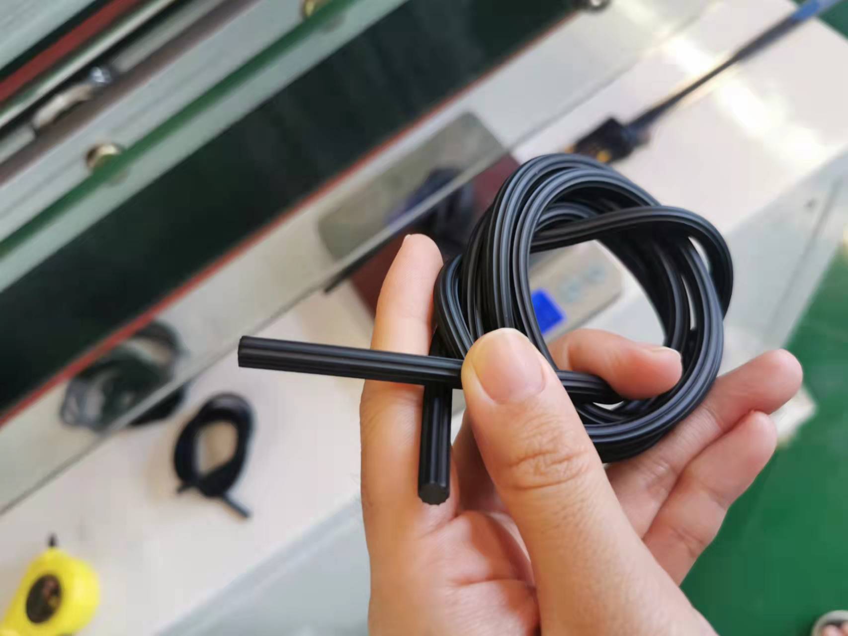 refrigerator gasket extrusion machine