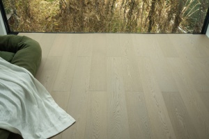 Suelo de Madera de Roble de Ingeniería de Grado ABCD Premium - Parqué de Tablas Anchas con Sistema de Clic, Resistente al Agua por 12 Horas, para Residencias Modernas - Product Image 6