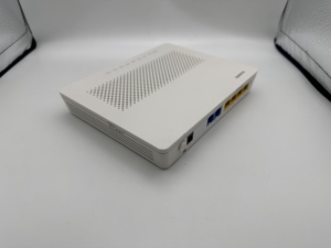 HG8347R HG8342R HG8240F HG8240M HG8546M EPON GPON XPON ONU Unité de réseau optique 4FE Ports RJ45 FTTH d'occasion - Product Image 3