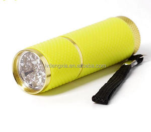 電池式ミニピンクLED懐中電灯、小型グローUV懐中電灯、9個のLEDライト付き、ポータブルライト、ネイルジェル用ネイルドライヤー - Product Image 3