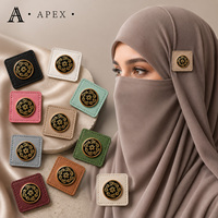 APEX Étiquettes en cuir personnalisées pour hijabs, foulards, vêtements, accessoires, abayas, couvre-chefs et bonnets tricotés