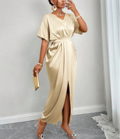 Robe longue élégante pour femme, en satin uni, col en V, manches courtes, taille cintrée, fente