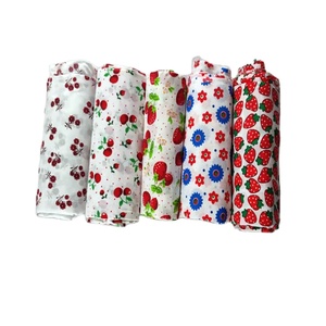 <span class=keywords><strong>Tela</strong></span> de sarga estampada con pintura, tejido 100% poliéster para el hogar, con <span class=keywords><strong>flores</strong></span>, venta al por mayor, proveedor de China - Product Image 2