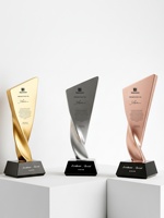 Nouveau trophée créatif en résine cristalline, gravure personnalisée, procédé UV, logo personnalisé, certifié pour les employés exceptionnels et les concours