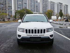 Jeep Compass 2014 (Import) 2.4L 4WD Édition Snake Eye Édition Limitée Capacité 4x4 SUV Classique - Product Image 2