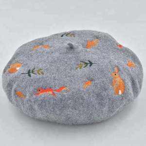 Boinas de Lana Pura con Bordado Personalizado de Ardilla y Conejo, Moda Europea y Americana para Mujer, Otoño Invierno - Product Image 4