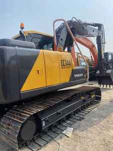 Boutique Volvo 140 9 véhicules neufs ces dernières années heures de travail courtes - Product Image 3