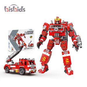 2 in 1 deformation fire truck toy robot building block with 670 pcs - Product Image 2