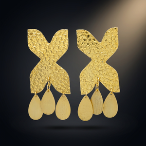 Boucles d'oreilles à la mode en plaqué or avec un motif de cœur et de X - Product Image 3