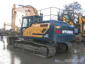 Pelle multifonctionnelle sur chenilles originale de la Corée Hyundai HX220 Yanmar moteur moteur haute efficacité en bon état vente - Product Image 2