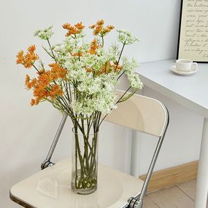 Fleur artificielle en dentelle à 5 branches, haute simulation, en plastique, pour décoration intérieure et accessoire de photographie de mariage - Product Image 1