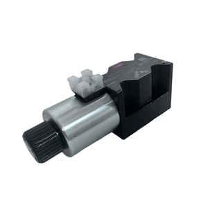 Venta de Fábrica: Válvula Solenoide de Control Direccional de Alta Presión 24V DG4V-5-0A-M-U-H7-29-EN124 - Product Image 1