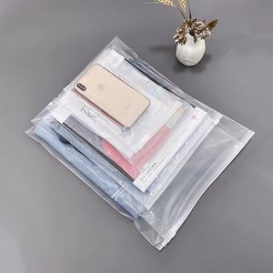 Paquet de fermeture à glissière givrée refermable imperméable à l'eau imprimé personnalisé léger sac à fermeture éclair pour l'emballage de vêtements - Product Image 1