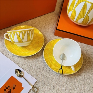 Wholesale New Nordic Ceramic 7-Piece Royal Luxury <b>Coffee</b> Cups and Saucers Set Eco-Friendly Drinkware Teaware - Product Image 5