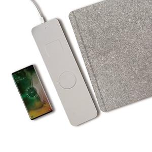 Lylong Fast 15 واط غير قابل للإنزلاق لوح ماوس شحن لاسلكي سادة شحن سريع قابل للإزالة 15 واط سدادات أذن للهاتف - Product Image 6