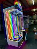 Machine à poupées commerciale personnalisable à monnayeur - Distributeur de cadeaux d'arcade de qualité industrielle avec garantie d'un an pour centres commerciaux