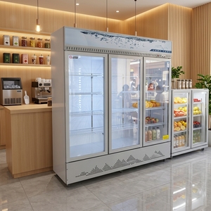 Réfrigérateur commercial haut de gamme à 3 portes vitrées avec éclairage supérieur <span class=keywords><strong>pour</strong></span> présentation de boissons en magasin de détail - Product Image 1