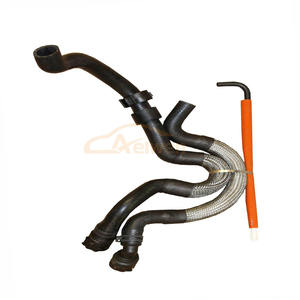 Tuyau <span class=keywords><strong>de</strong></span> <span class=keywords><strong>liquide</strong></span> <span class=keywords><strong>de</strong></span> <span class=keywords><strong>refroidissement</strong></span> utilisé pour VW BORA pour <span class=keywords><strong>GOLF</strong></span> OE NO 1J0121156AT - Product Image 4