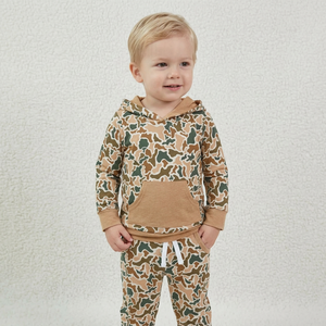 Conjunto Deportivo Informal de Sudadera y Pantalones de Chándal con Estampado de Camuflaje Estilo Chino para Niños - Product Image 1