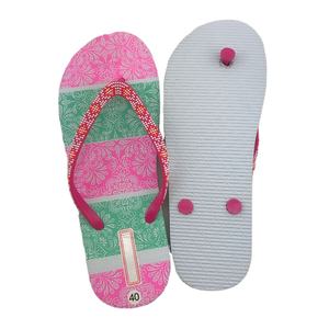 Personalizado nuevo 2020 de las mujeres de la moda Flip Flop de goma impreso Flip-Flops verano femenino zapatillas Zapatillas de playa - Product Image 2