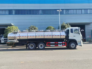 Camión Cisterna para Leche de 6x4, 260 HP, Diésel, 20000 Litros, 20 m³, Grado Alimenticio, Acero Inoxidable 304 - Product Image 4