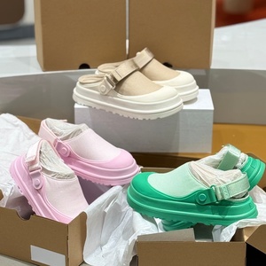 Sandales compensées tendance 2026 à scratchs, respirantes, pour l'extérieur et la plage, légères, rehaussantes, décontractées - Product Image 1