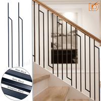 Balustre en fer forgé noir Aalto carré de 1/2 pouce au design moderne pour rampe d'escalier intérieure en métal ou en bois