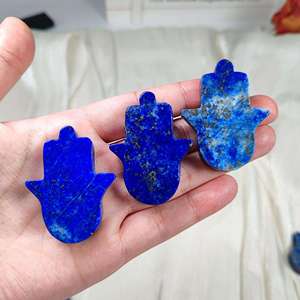Sculpture de main Hamsa en Lapis Lazuli naturel poli à la main, étoile de David gravée, amulette en pierre semi-précieuse pour la vente en gros aux magasins de cristaux - Product Image 1