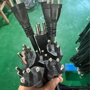 สายไฟปลั๊กสวิส 16A 2.5 มม. สามแกน สาย PVC สำหรับอุปกรณ์อุตสาหกรรม - Product Image 1