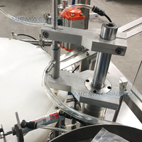Machine à seringues préremplies de haute précision avec surveillance de la qualité des bouchons MVS (en option)