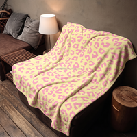 Couverture en flanelle douce en microfibre rose à pois animaux, confortable et chaude, pour la décoration de chambre de filles, couverture de sieste