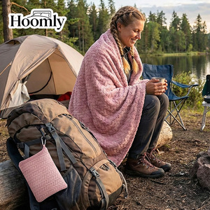 Couverture de voyage en peluche moelleuse de luxe Hoomly, taille adulte, antistatique, chaude, pliable, pour avion et hôtel - Product Image 4