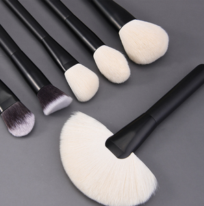 Juego de 18 Brochas de <span class=keywords><strong>Maquillaje</strong></span> de Pelo Animal Natural, Marca Privada, Logotipo Personalizado, OEM, al por Mayor, Profesional, con Cerdas Suaves, Nuevo Kit - Product Image 5