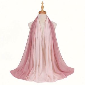 Hijab musulman en mousseline de soie plissée dégradée, style indonésien malaisien - Product Image 4