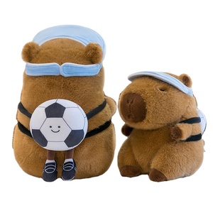 Vente <span class=keywords><strong>en</strong></span> gros de poupées <span class=keywords><strong>en</strong></span> peluche Capibara de dessin animé PP coton rempli mignon Football Skateboard Capybara jouets <span class=keywords><strong>en</strong></span> peluche cadeau pour enfants - Product Image 1