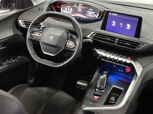 <span class=keywords><strong>Peugeot</strong></span> <span class=keywords><strong>5008</strong></span> 1.8T 380THP Automatique Édition Elite 7 Places Familiale Essence+A2B8oline SUV 2017 - Voitures d'<span class=keywords><strong>occasion</strong></span> <span class=keywords><strong>Peugeot</strong></span> à vendre - Product Image 4