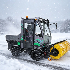 Balayeuse à neige robuste <span class=keywords><strong>4x4</strong></span> tout temps avec transmission intégrale, benne hydraulique et <span class=keywords><strong>pneus</strong></span> neige pour routes de raffineries pétrolières - Product Image 3