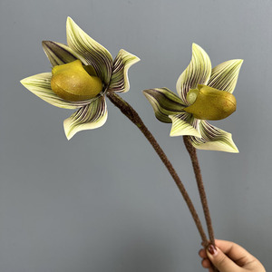 Fleur d'orchidé<span class=keywords><strong>e</strong></span> Phalaenopsis artificielle en PVC, texture artisanale, pour décoration maison, mariage, cadeaux d'affaires, 3 branches, feuilles 'Fei <span class=keywords><strong>Zi</strong></span>' - Product Image 1