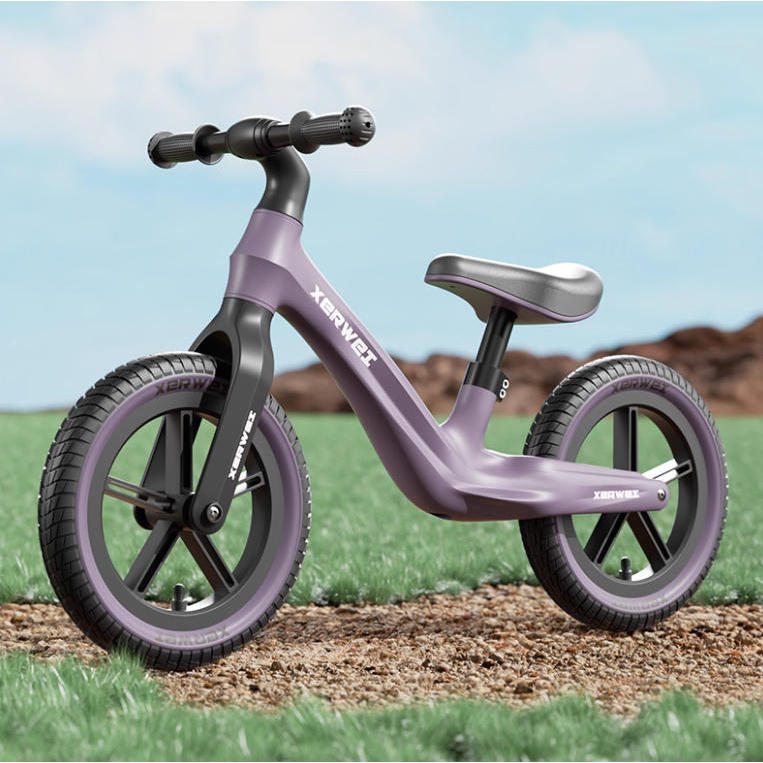 Roues gonflables violettes