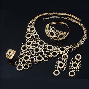 5pcs Fashion Exaggerated Diamond <b>Large</b> Circle Necklace Earrings Ring Bracelet Four-piece Jewelry Ladies Wedding Jewelry - Product Image 3