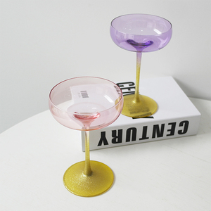 Semprotan khusus bagian bawah emas Coupe kaca kosong untuk Bar pesta pernikahan minum sampanye kaca <span class=keywords><strong>Martini</strong></span> kaca