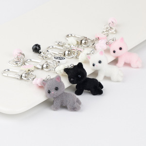 卸売のかわいい柔らかい多色子猫ぬいぐるみキーホルダー、フラワーベルモデル、目を引く普段使いにぴったりなアクセサリー - Product Image 1