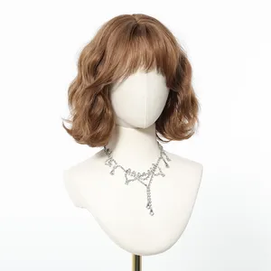 Pelucas sintéticas color marrón miel, peluca corta ondulada para mujer, peluca de Cosplay para fiesta, pelo falso Natural para uso diario con flequillo, peluca Lolita resistente al calor - Product Image 4