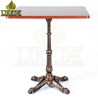 Table à manger en fonte design antique, en pointes, ancien, table basse, en fer forgé